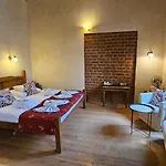호텔 Opat 4*