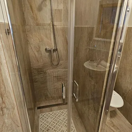 Ξενοδοχείο Opat 4*